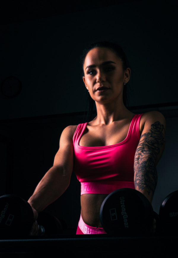 lifestylová portrétní fotografie fitness ženy