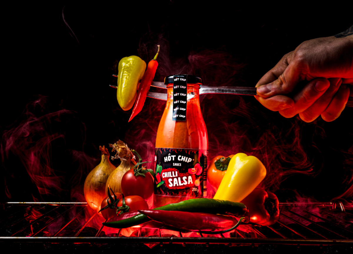 produktová fotografie pálivé chilli omáčky